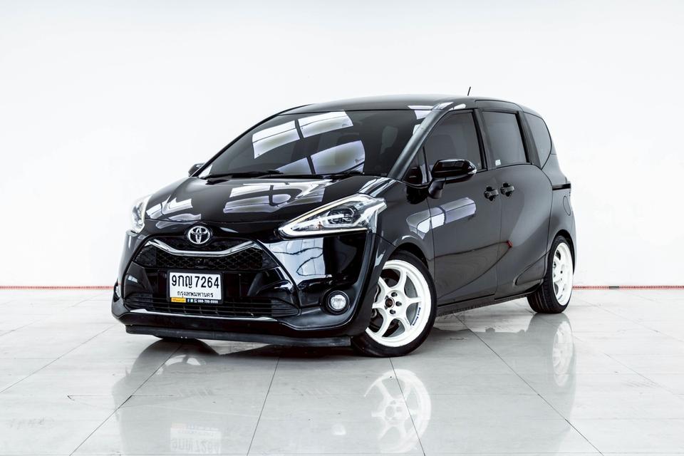 TOYOTA SIENTA 1.5 V   2019
