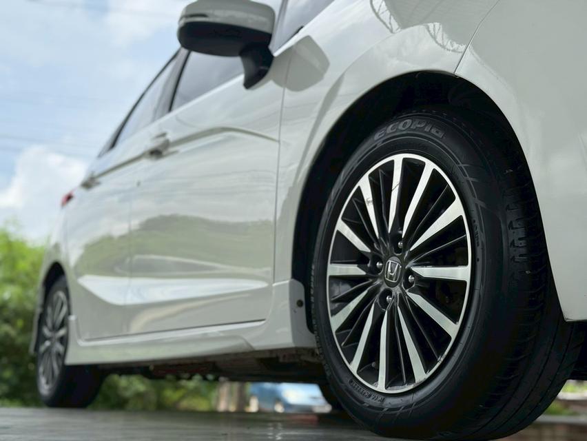 2014 HONDA JAZZ 1.5 SV+ รุ่นท็อป  ( 6418 ) 9