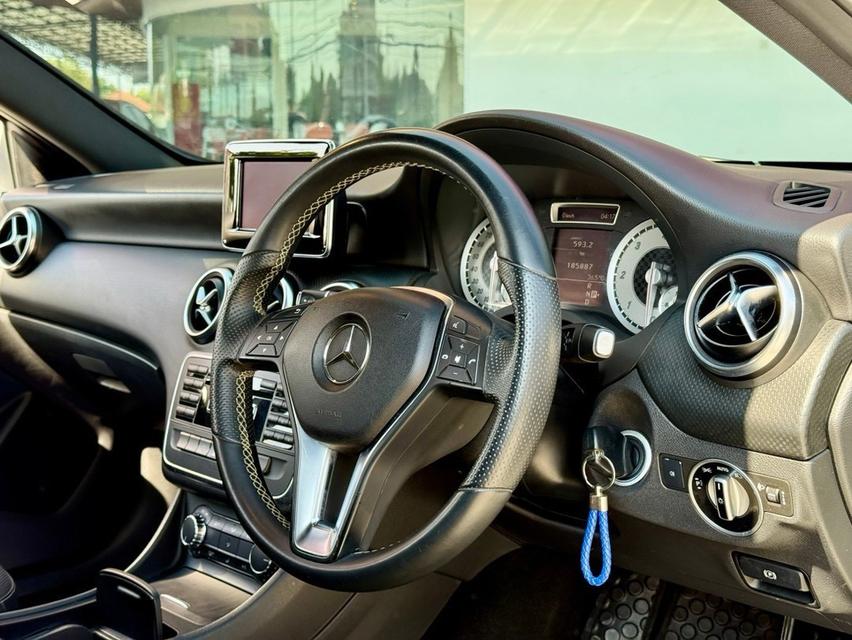 BENZ A-CLASS A180 W176 2013  9