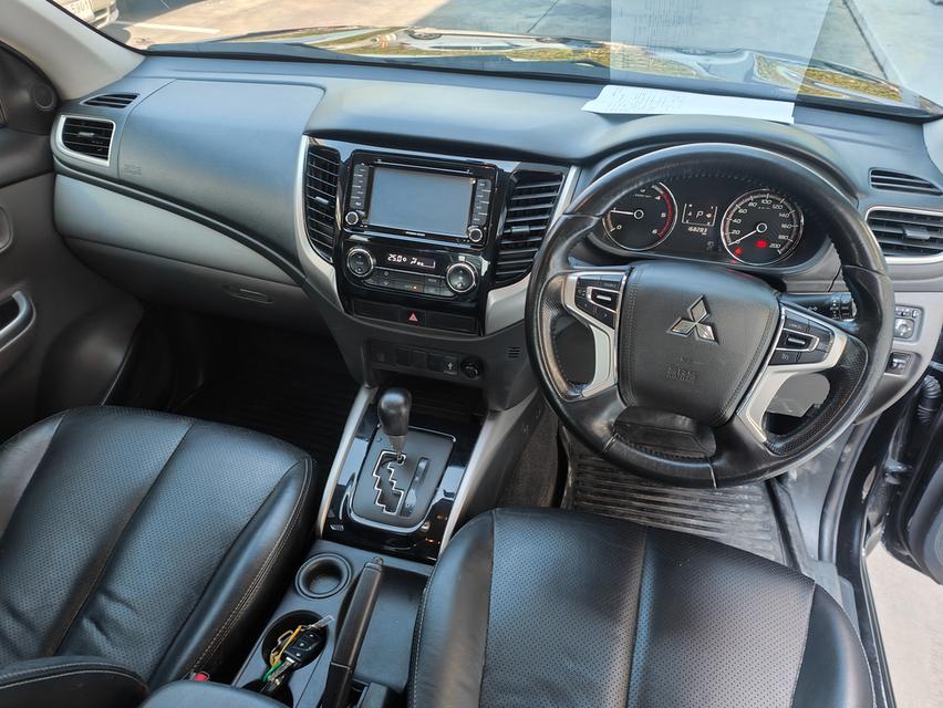 Mitsubishi Triton 2.4 D-Cab Plus AT ปี 2017 5