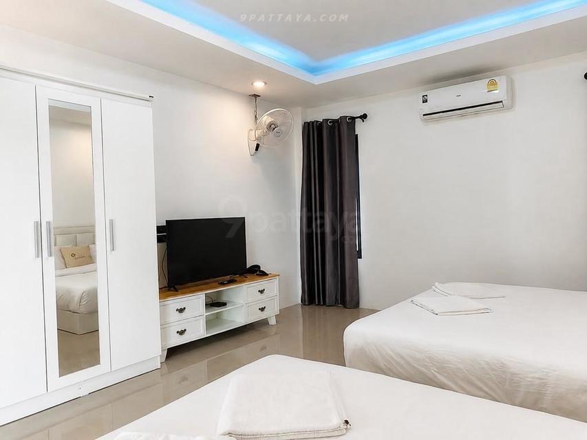 For Sale — Luxury Pool Villa with Tenant at Khao Makok 14, Huai Yai PattayaGreat investment opportunity. Luxury corner pool villa for sale 10