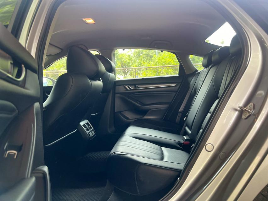 ขายรถ Honda Accord 2.0 Hybrid ปี 2020 สีเทา เกียร์ออโต้ 12