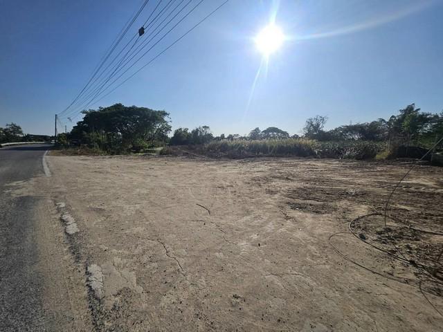 ขายที่ดินผังม่วงใกลินิคมอมตะชลบุรี พานทอง–ชลบุรี #ทำเลทองเพื่อธุรกิจอุตสาหกรรม เนื้อที่ 7-0-27 ไร่ ที่ดินผังม่วง 4