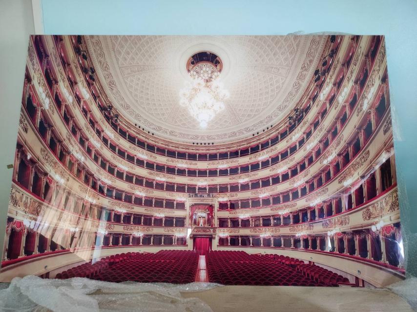ภาพถ่าย La Scala Di Milano By Hartman Burnard