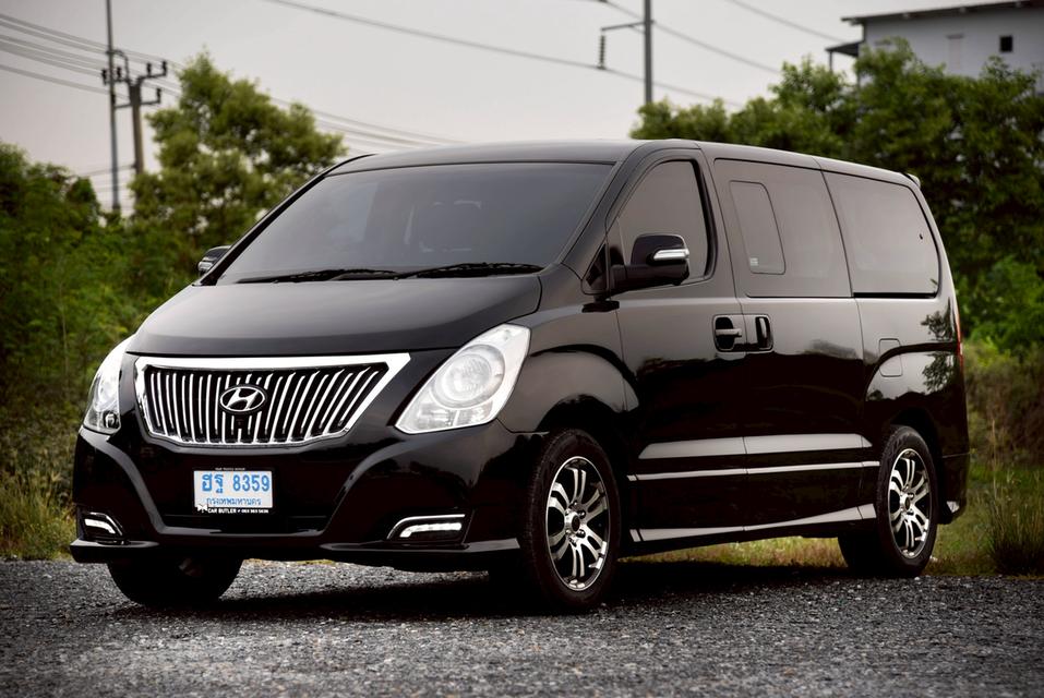 รหัสรถ CBL8359 Hyundai H-1 2.5 Deluxe AT 2018