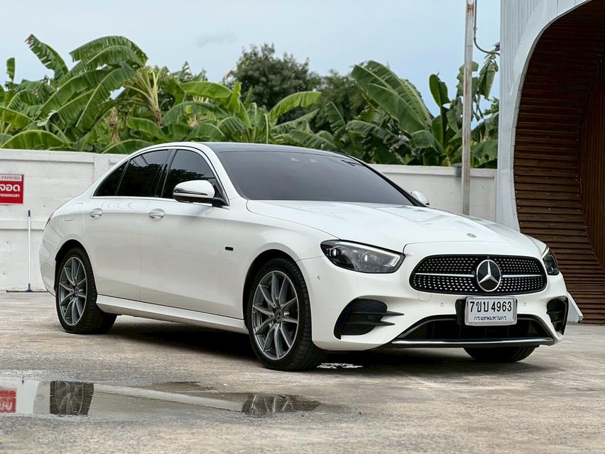 BENZ E-CLASS E300e 2.0 AMG DYNAMIC ปี 2021