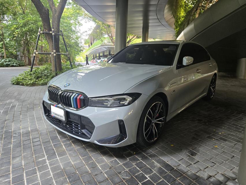 2024 BMW 330e plug-in hybrid วิ่งน้อย 14,000 กม. มือเดียว สภาพใหม่ รถสวยมาก เจ้าของขายเอง