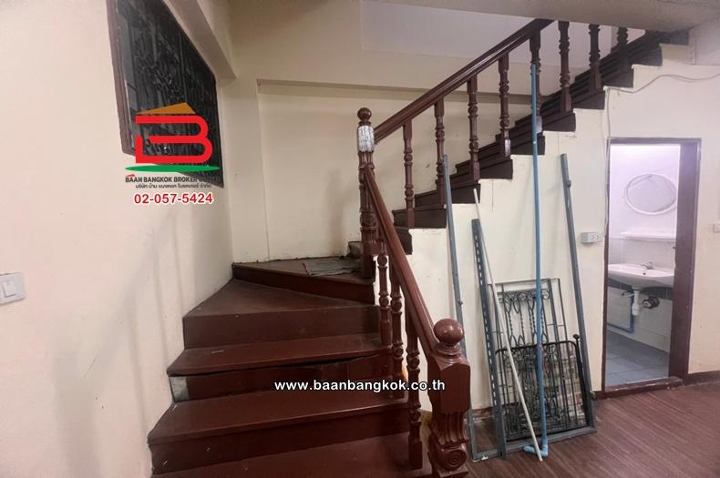 อาคารพาณิชย์ เนื้อที่ 16 ตร.ว. หมู่บ้าน เค.ซี.1 (ซอยหทัยราษฏร์ 39) ถนนหทัยราษฎร์ แขวงสามวาตะวันตก เขตคลองสามวา 6