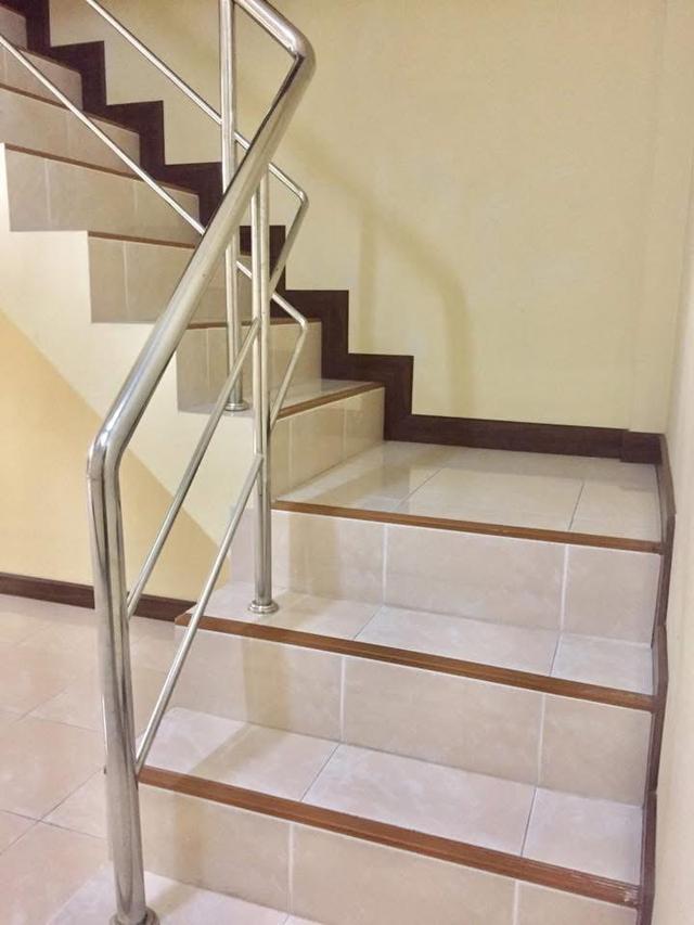 ให้เช่าบ้านทาวน์เฮาส์ 2 ชั้น 5