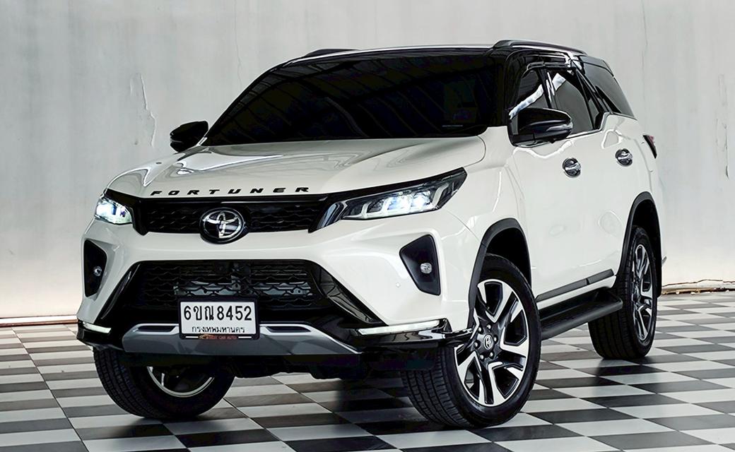 FORTUNER LEGENDER 2.8 V 4WD ปี 2021 ✅ ฟรีค่าจัด-ค่าโอน ✅ ฟรีประกันภัย ✅ ฟรี พรบ