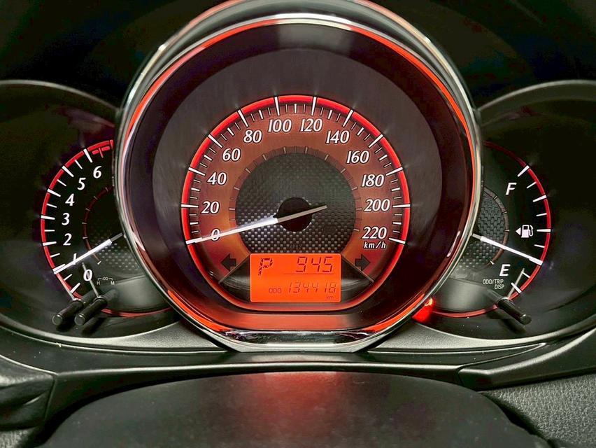 TOYOTA YARIS 1.2 G A/T 2017  12