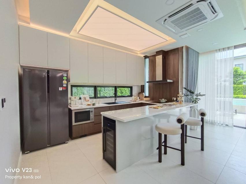 ขายบ้านเดี่ยวหรู Private Pool Villa บ้านใหญ่ 238 ตร.ว. พื้นที่ใช้สอยกว่า 720 ตร.ม. มาพร้อม 4 ห้องนอน* และที่จอดรถมากกว่า 6 คัน*  8