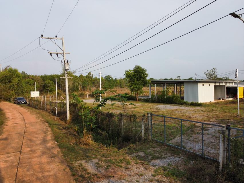 ขายที่ดิน 3 ไร่ ในเขตเทศบาล อ.บ้านม่วง สกลนคร พร้อมอาคารใหญ่ ทำรีสอร์ท บ้านเช่า โกดังหรือศูนย์กระจายสินค้าได้ทันที 4