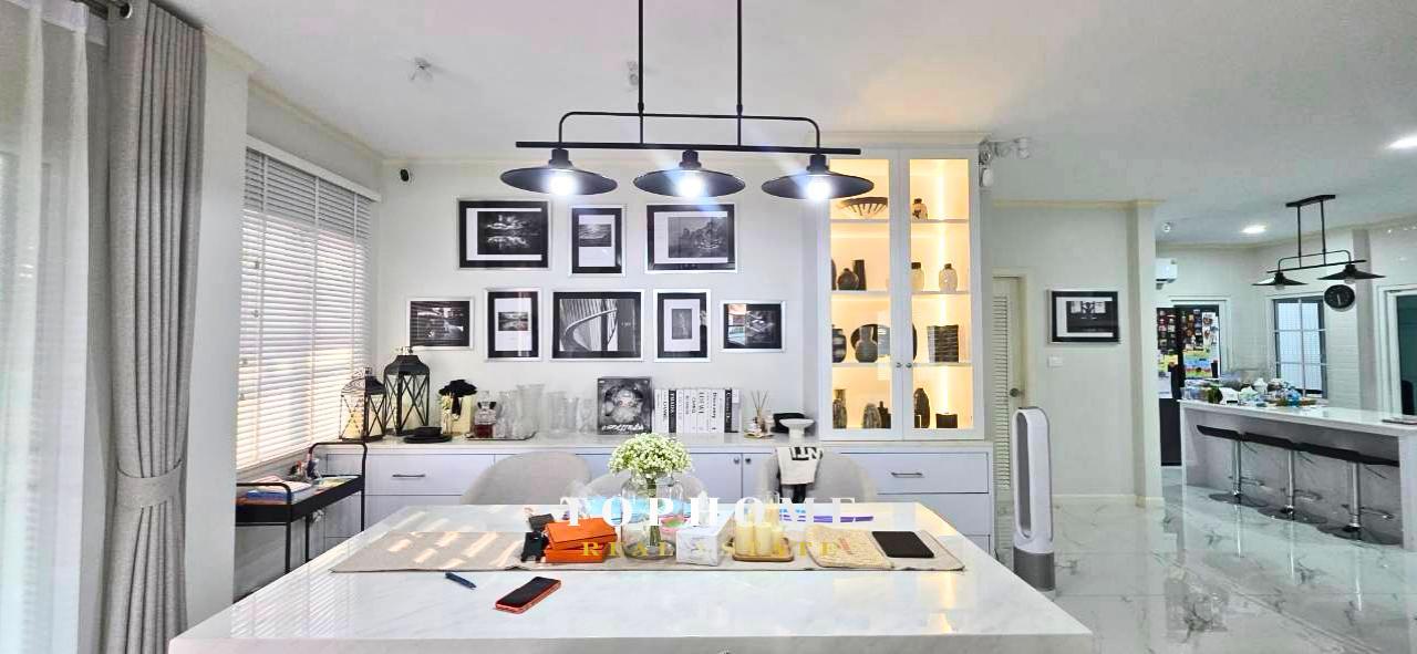 ✨ ขายด่วน บ้านเดี่ยว 2 ชั้น✨🏡 โครงการชลลดา (แลนด์แอนด์เฮาส์) เชียงใหม่📍 ทำเลสันทราย – แม่โจ้ รีโนเวทใหม่ พร้อมอยู่ 7