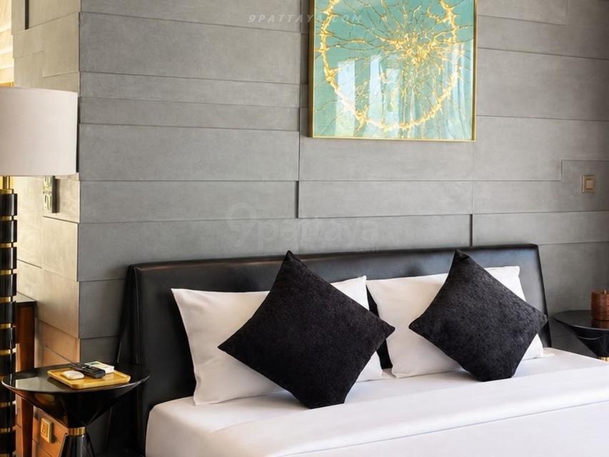 For Rent — Private Beachfront Residence at Wongamat Beach, Na KlueaPrivate beachfront residence for rent in Wongamat, located in a quiet and exclusive 2