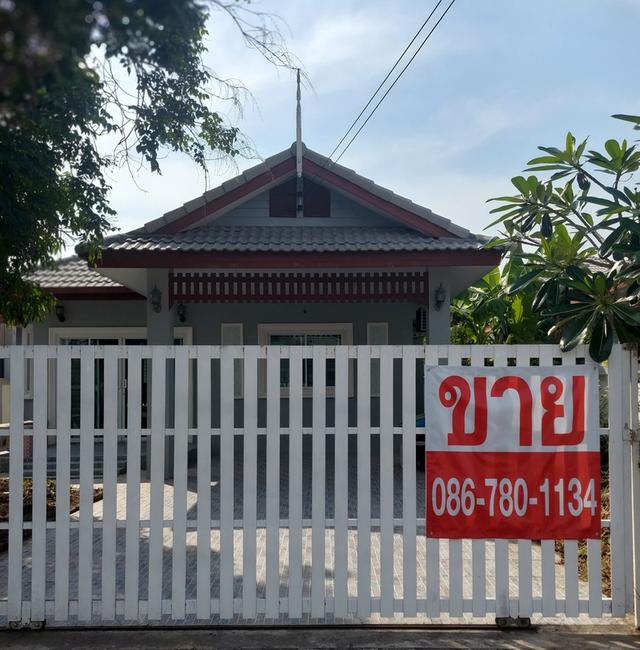 บ้านเดี๋ยว 2 ห้องนอน 2 ห้องน้ำ แอร์ เครื่องทำน้ำอุ่น ปั้มน้ำ เหล็กดัด เตียง ตู้เสื้อผ้า 2