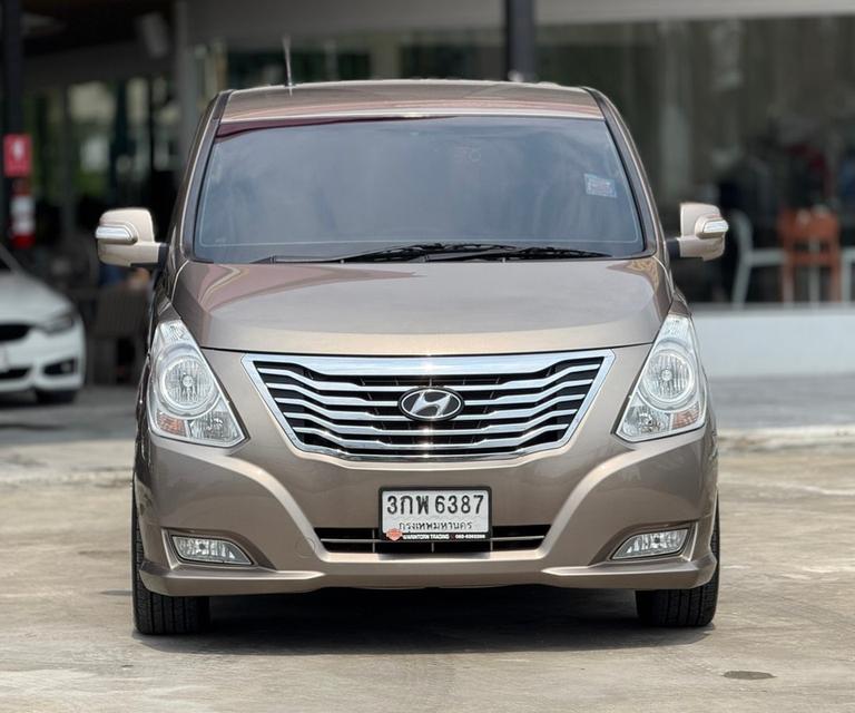 ขาย Hyundai Crandstarex 2.5Vip ปี13 2