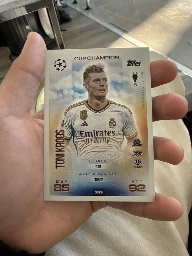Toni kroos card mach attax cup champion