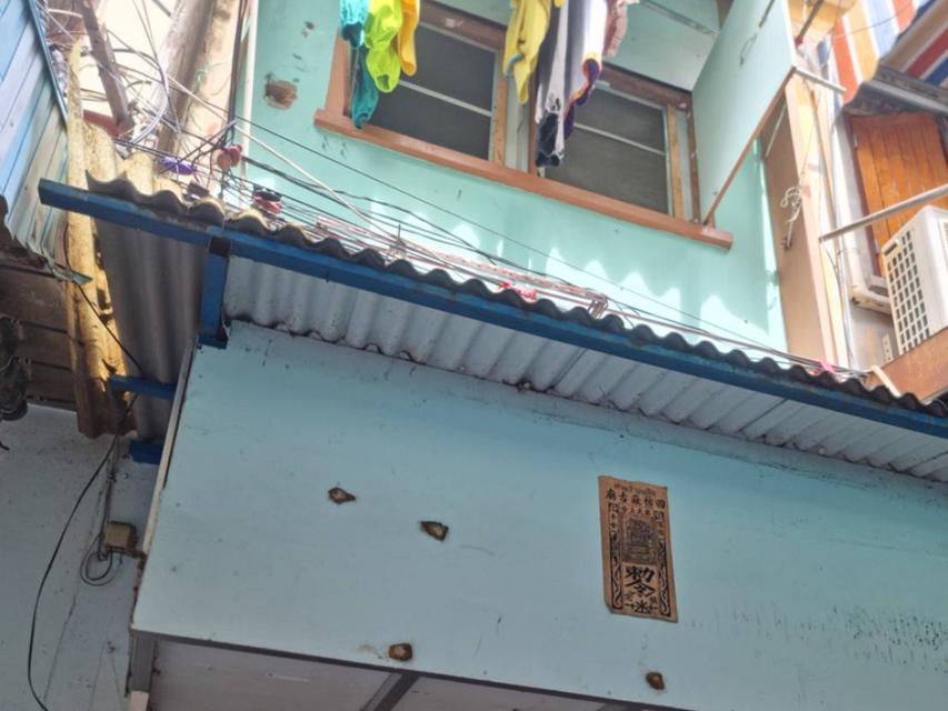 ขายถูก! ตึกแถวเก่าใจกลางพระนคร ซอยตรอกมาศ ขนาด 10.6 ตรว. ใกล้สนามหลวง-ศาลเจ้าพ่อเสือ เหมาะทำ Airbnb-Cafe หรืออยู่อาศัย 5