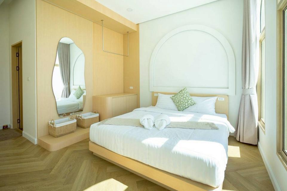 Brown Empire Pool Villa พูลวิลล่าพัทยา บ้านสร้างใหม่ 139 ตารางวา 5 ห้องนอน 7 ห้องน้ำ ตกแต่งให้ครบ 10