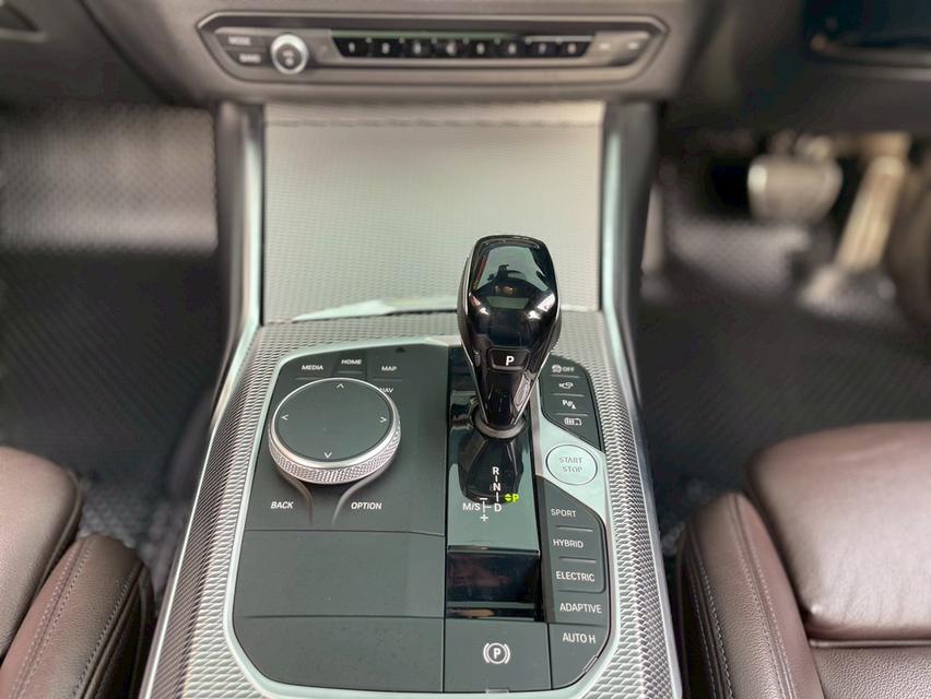 BMW SERIES3 330e M SPORT ปี 2021 โฉม G20 ปี18-ปัจจุบัน (ป้ายสลับ) 13