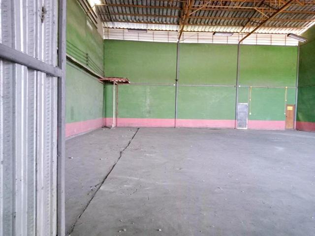 ทำเลเลียบมอเตอร์เวย์ฝั่งตะวันตก มอเตอร์เวย์บางปะอิน 1.4 กม. ให้เช่าโกดังพื้นที่ 360 ตร.ม. ตลาดบึงคำพร้อย 900 ม. ตลาดนานา 8