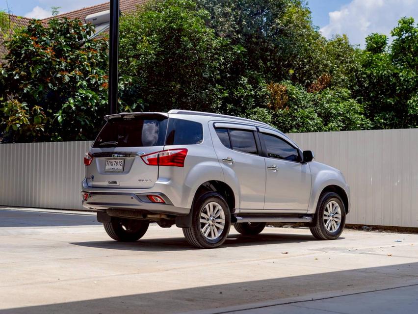 Isuzu Mu X 1.9 DVD ปี 2018 ประกันเครื่องเกียร์3ปี / 30,000 km.