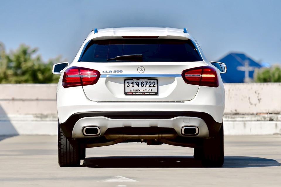 Mercedes-Benz GLA 200 AMG Dynamic 1.6 7A/T ปี 2019 2