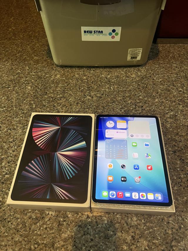 ขายiPadPro11นิ้วM1สีSilver128กิ๊กWifi Celluerยกกล่องใช้งานดีถูกๆๆ