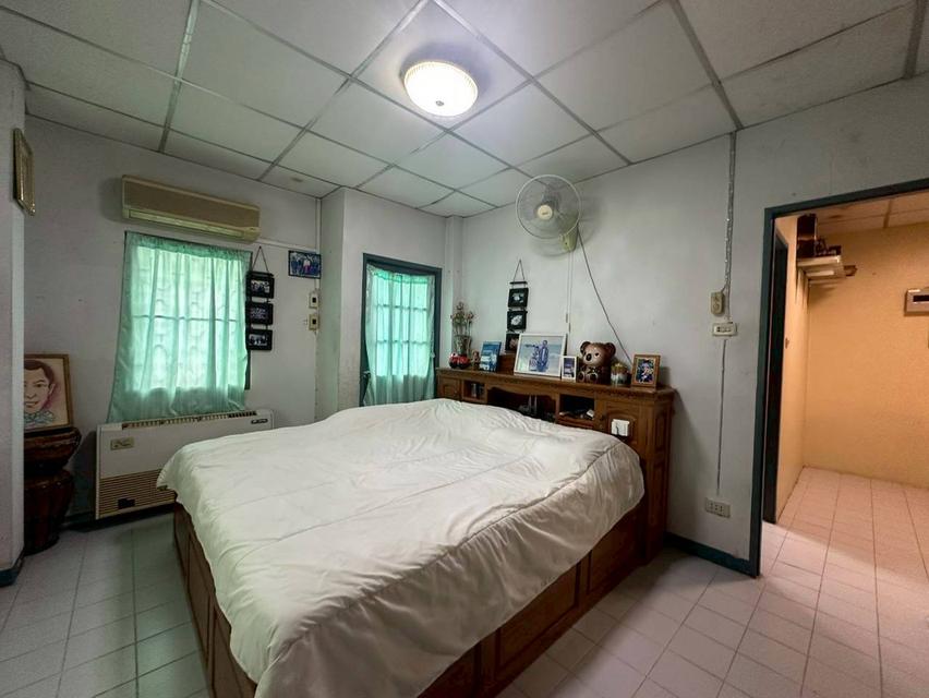 บ้านแพรมาพร รังสิต คลอง11 ถนนรังสิต- นครนายก ต.บึงน้ำรักษ์ อ.ธัญบุรี จ.ปทุมธานี  11