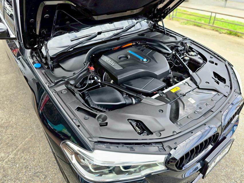 รหัสรถ BAC1922 🚘 BMW 530e Luxury Plug-in Hybrid (G30) ปี 2017 17