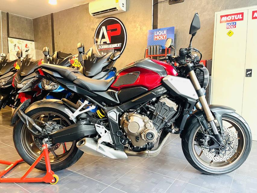 ขายด่วนมือเดียวCb650r/2020