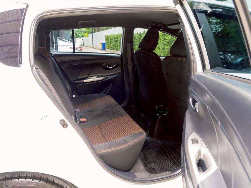 Toyota Yaris 1.2G ปี 2013 11