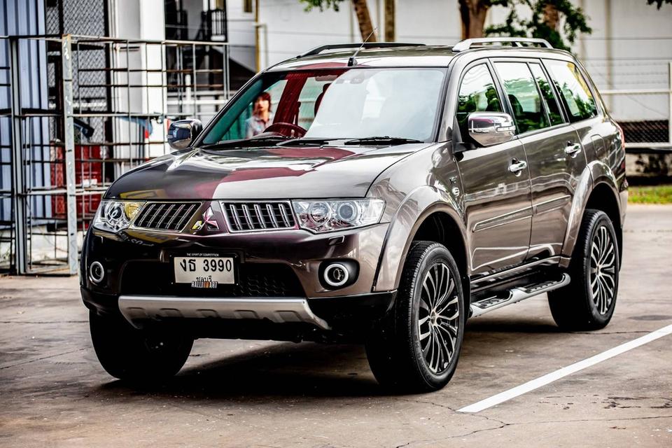 MITSUBISHI PAJERO Sport 3.0 V6 ปี 2012 เกียร์ออโต้ สีน้ำตาล ท๊อปสุด  3