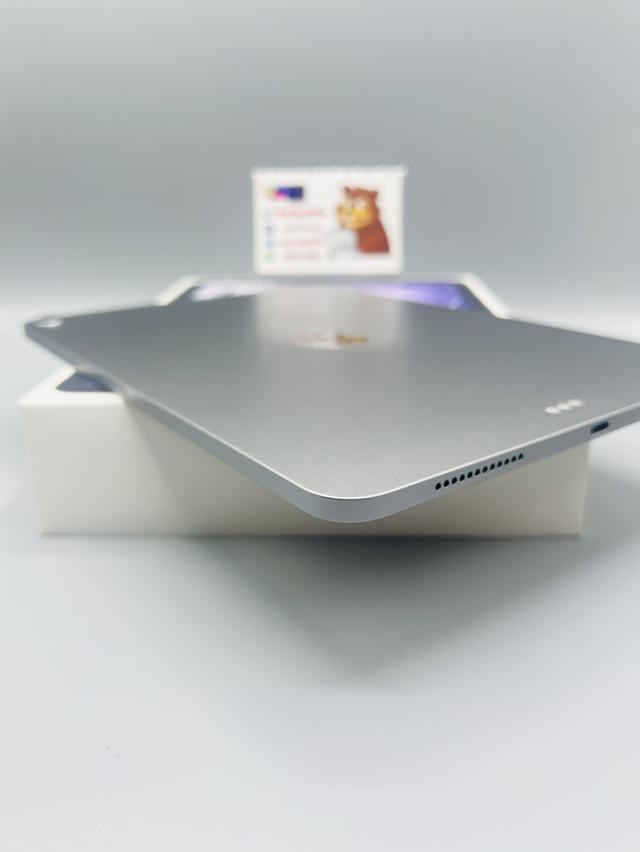 iPadAir7 256gb WiFi ประกันเกือบปี แบต100% นัดรับได้ครับ 4
