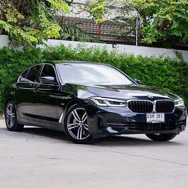 BMW 530E 2.0 ELITE G30 LCI 2023Plug-in Hybrid ซีดานผู้บริหาร ชาร์จไฟได้
