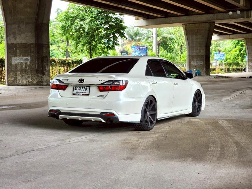 ขายรถ Toyota Camry 2.0G Estimo ปี 2015 สีขาว เกียร์ออโต้