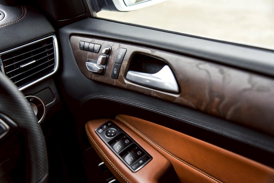 รหัสรถ CBL2880 Mercedes-Benz GLE500e 3.0 4MATIC Exclusive W166 AT 2017 12