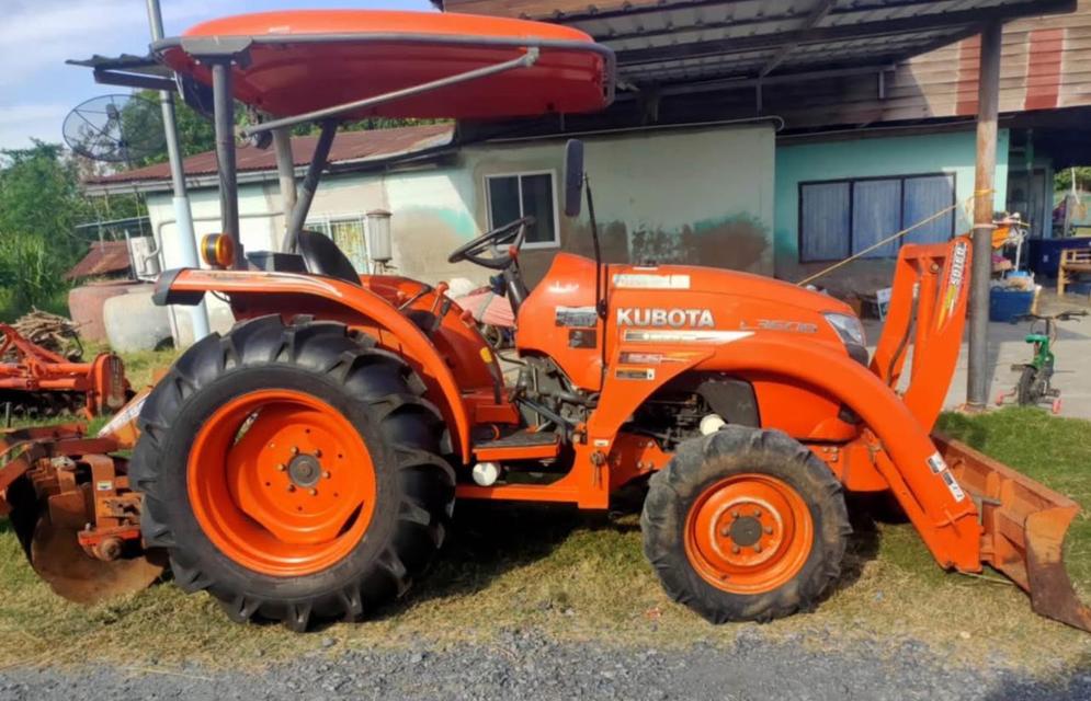 รถไถ Kubota รุ่น L3608  2