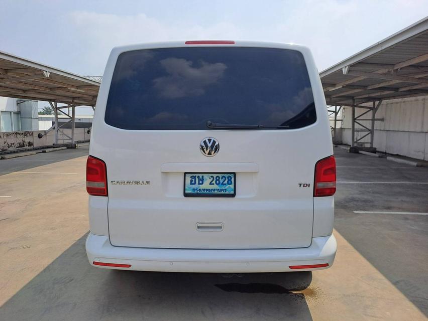 VOLKSWAGEN CARAVELLE 2.0 TDI ปี2014 สีขาว