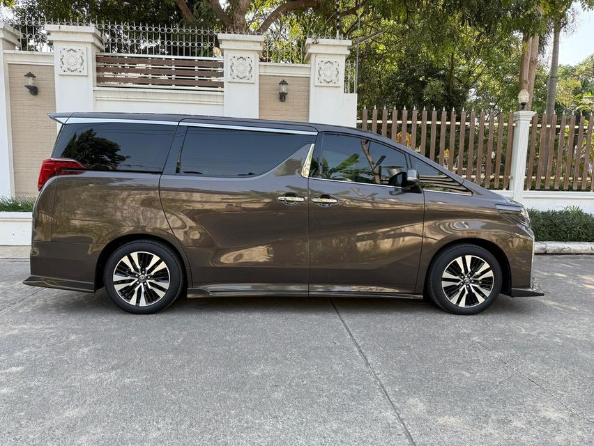 TOYOTA ALPHARD 2.5 SC Package ปี 2023  6