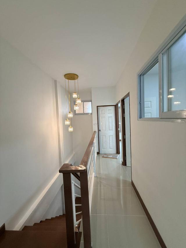 หมู่บ้าน นนทวีวิลล์  5 ถนนมิตรไมตร 18