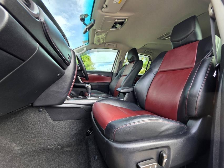 รหัสรถ PEAT608 🔥 สวยดุดัน TOYOTA FORTUNER 2.8 TRD Sportivo 2019 สีขาว. รูปที่ 16