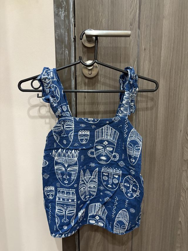 เสื้อสายเดี่ยวลายผีตาโขน