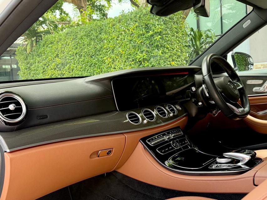 2018 BENZ E350e W213 AMG DYNAMIC รถมือเดียวออกป้ายแดง รถวิ่งน้อยเพียง 8X,XXX กม รถไม่เคยมีอุบัติเหตุครับ 10