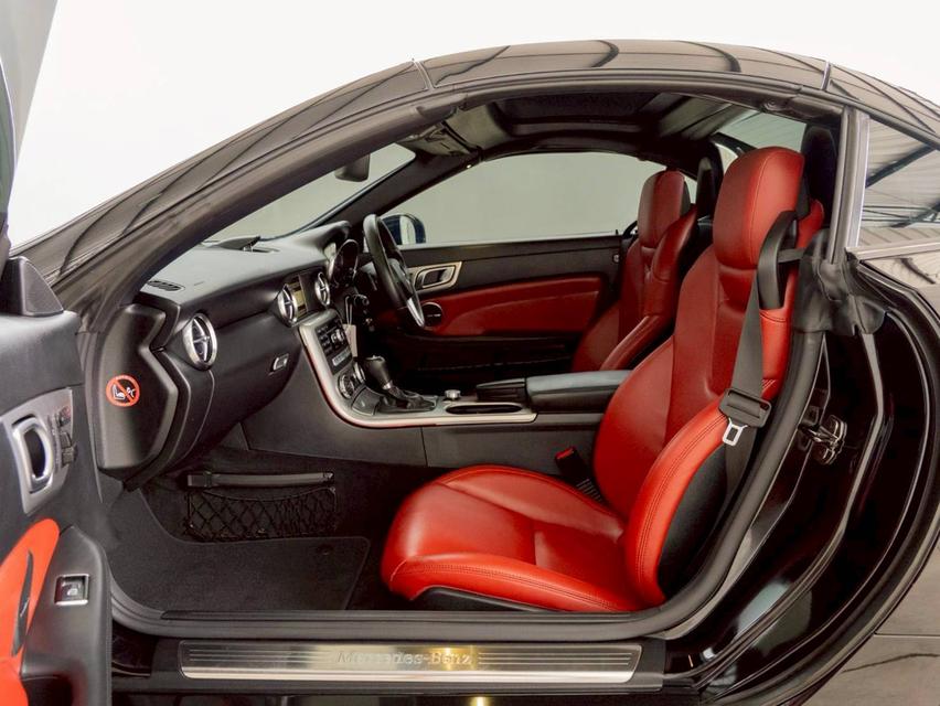 Mercedes Benz SLK200 AMG ปี 2012 15