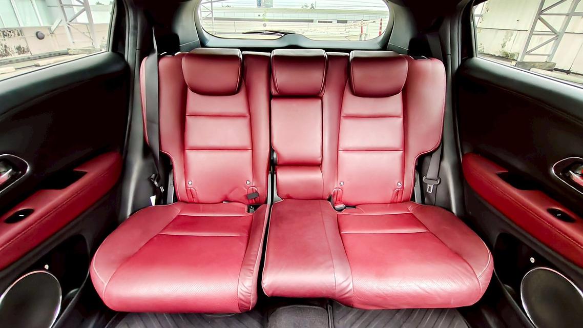 ขาย Honda HR-V 1.8RS ปี20 16