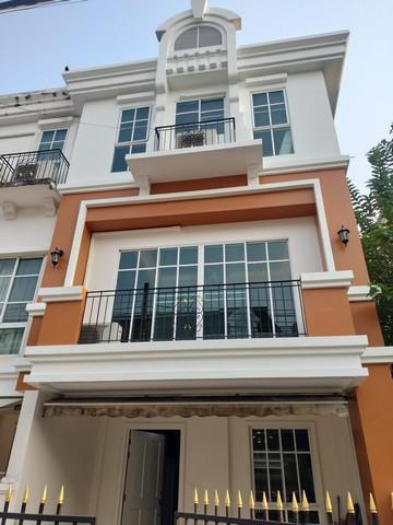 รูป PT12 ให้เช่า ทาวน์โฮม 3 ชั้น หลังมุม Plus City Park พลัส ซิตี้พาร์ค เอกมัยรามอินทรา นวลจันทร์ 32