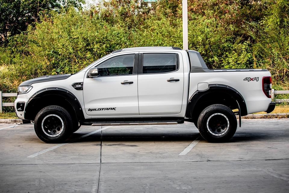 Ford Ranger 2.2 Wildtrak Hi-Lander Double Cab เกียร์ AT ปี 2018 สีขาว  8