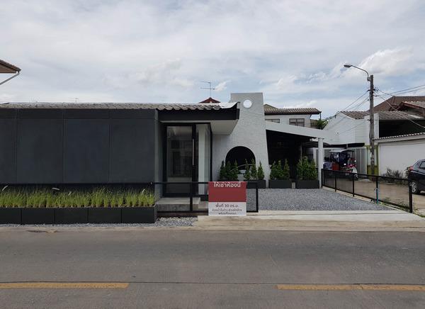 บ้านแบ่งให้เช่า ห้องหัวมุม (ปรับปรุงใหม่) เขตลาดพร้าว กรุงเทพ พื้นที่ใช้สอยขนาด 28 ตร.ม 2